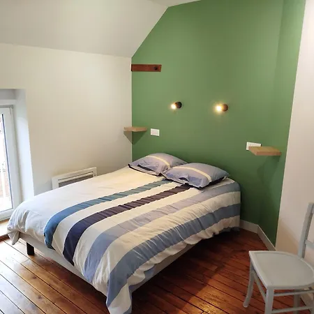 Le De La Haie Portee 펜션 *