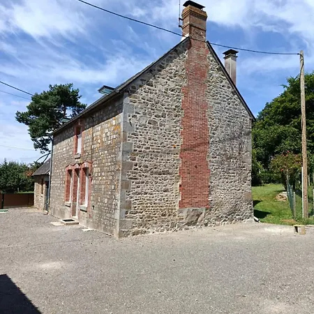 Le De La Haie Portee 펜션 *