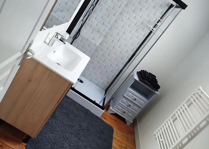 Le De La Haie Portée *